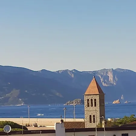 Casa Con Vista Mare ! Rocce Rosse House